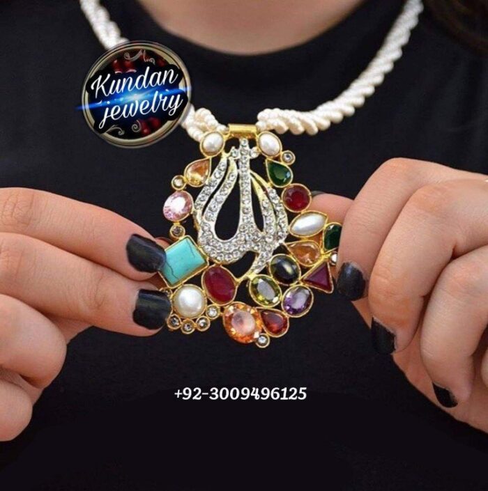 Pendent - Image 1