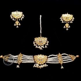 Choker set