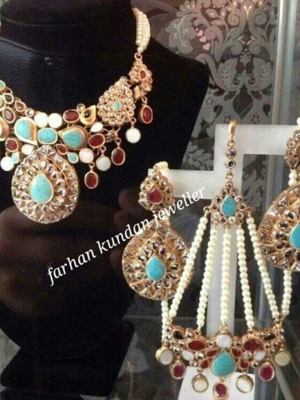 Necklace set