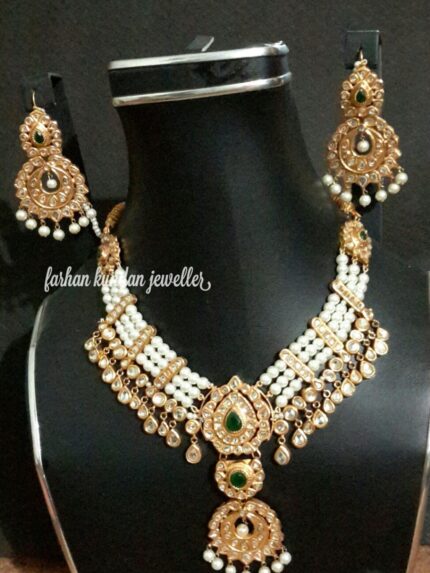 Necklace set
