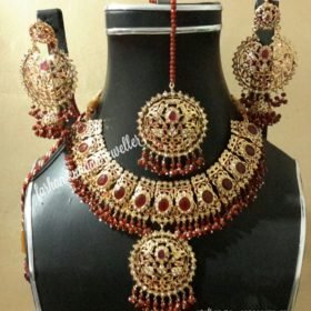 Necklace set