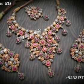 Necklace set