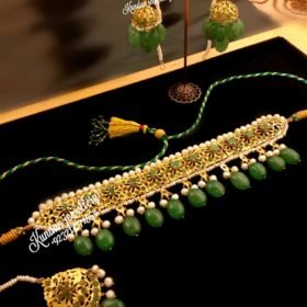 Green choker