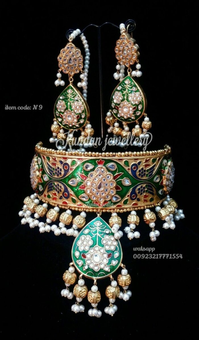 Green choker - Image 2