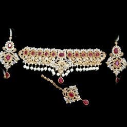 Choker set