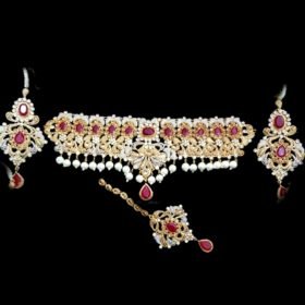 Choker set