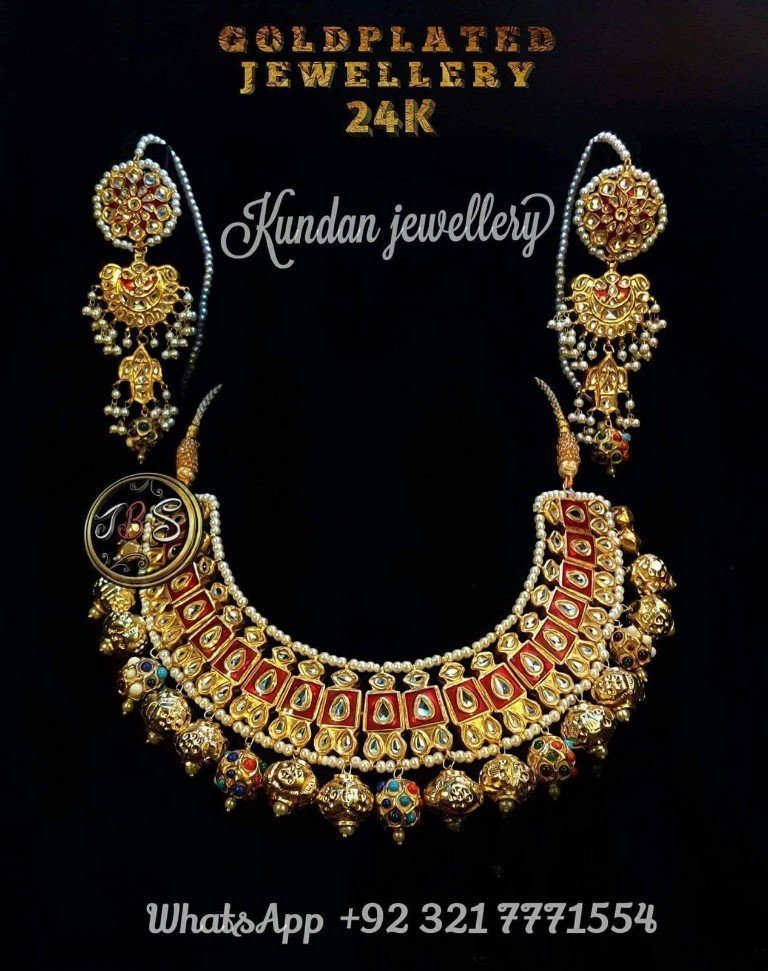 Necklace set
