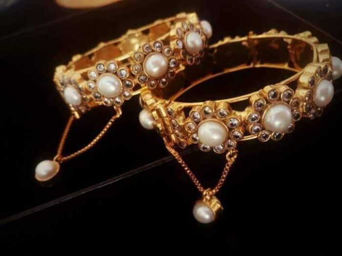 Bangles - Image 1