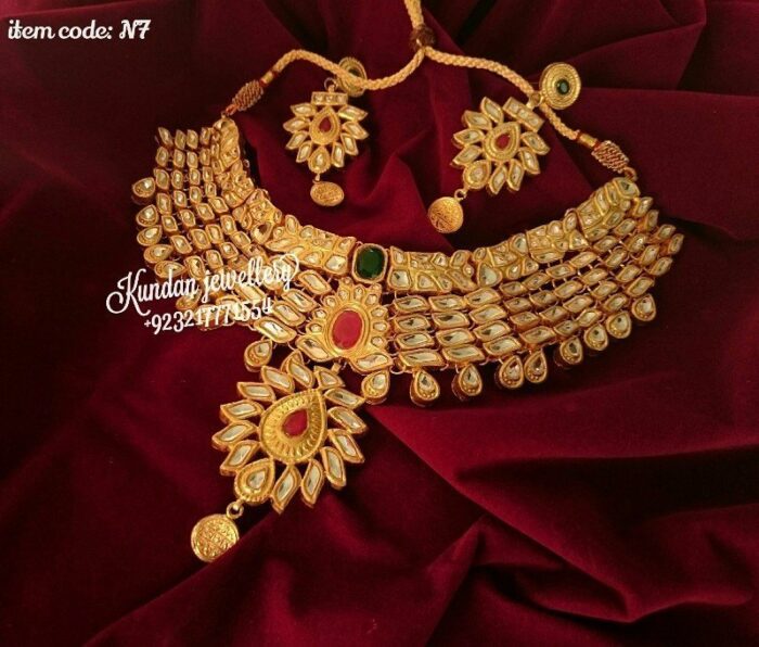Necklace set - Image 1