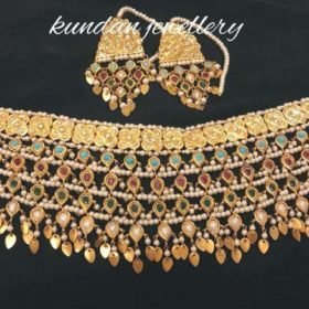 Choker set
