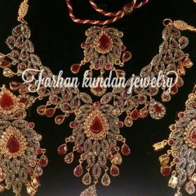 Necklace set