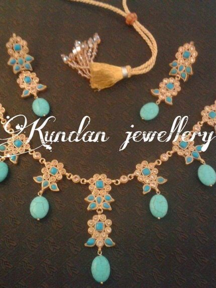 Necklace set