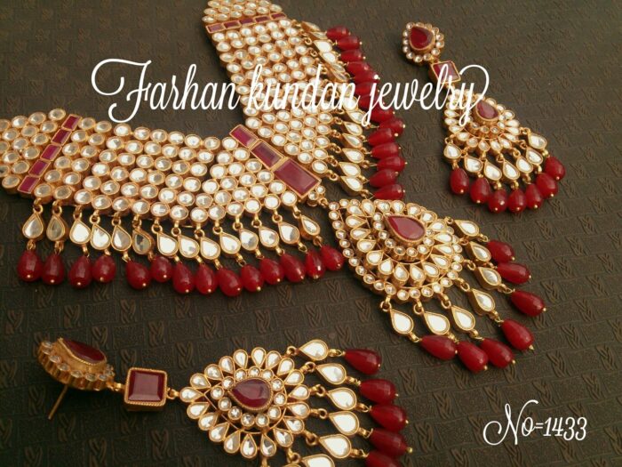 Necklace set - Image 1