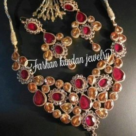 Necklace set