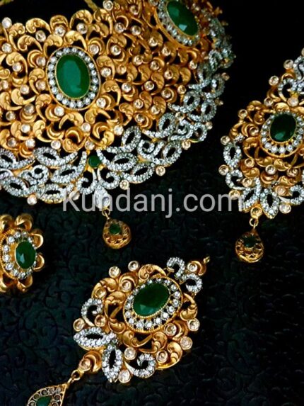 Green Necklace Set