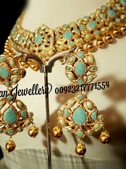 Turquoise Necklace Set