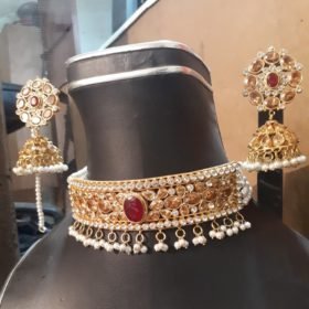 Choker set