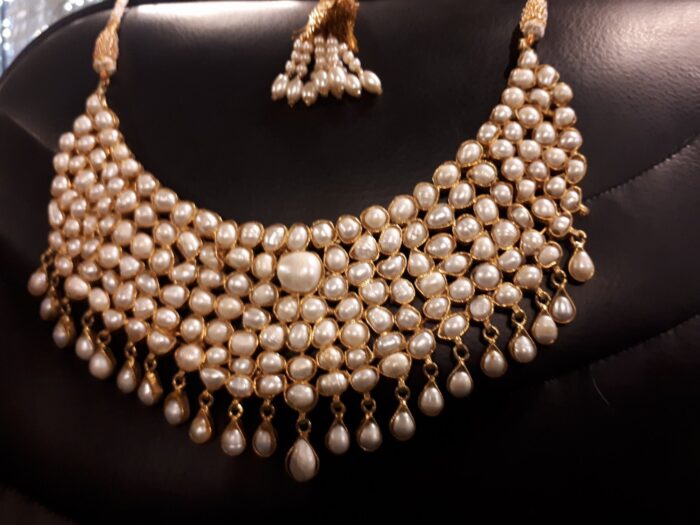 Pearl Nacklace - Image 1
