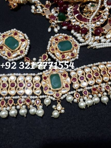 Choker Set