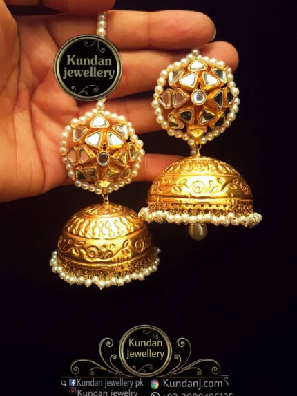 Jhumkay