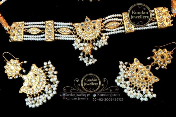 Choker Set