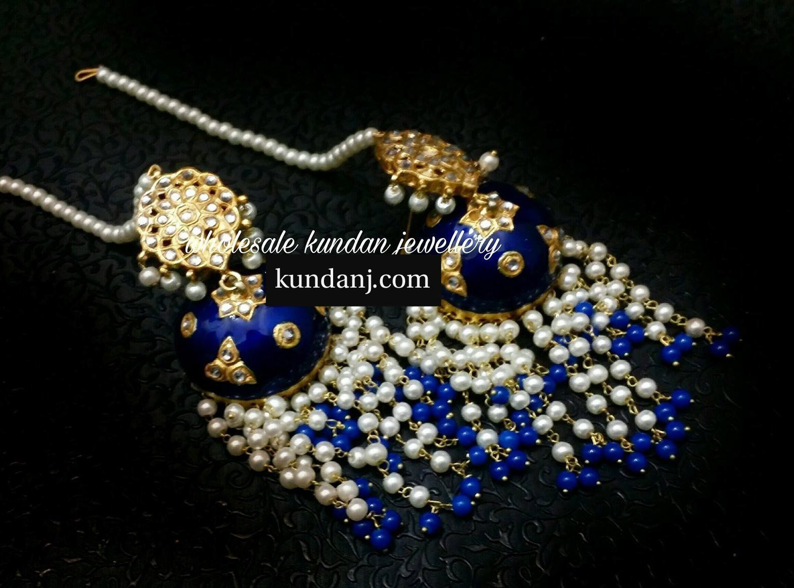 Jhumkay