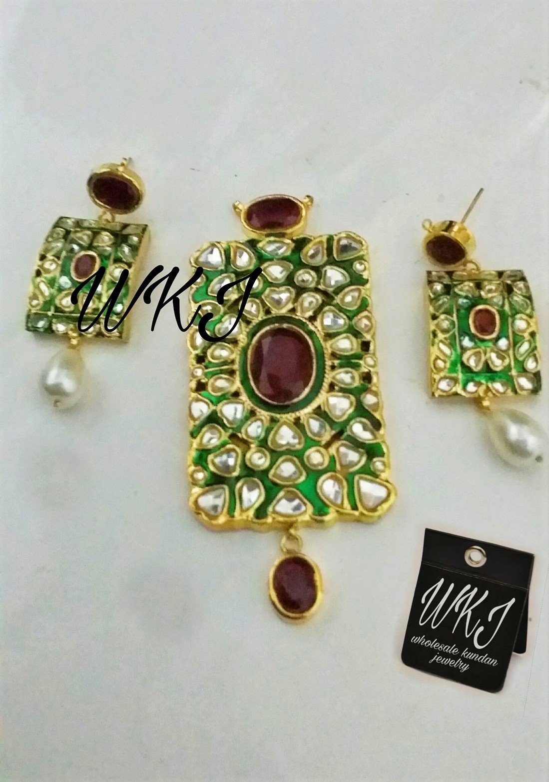 L65 Locket Set - Image 1