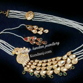 Brooch Set