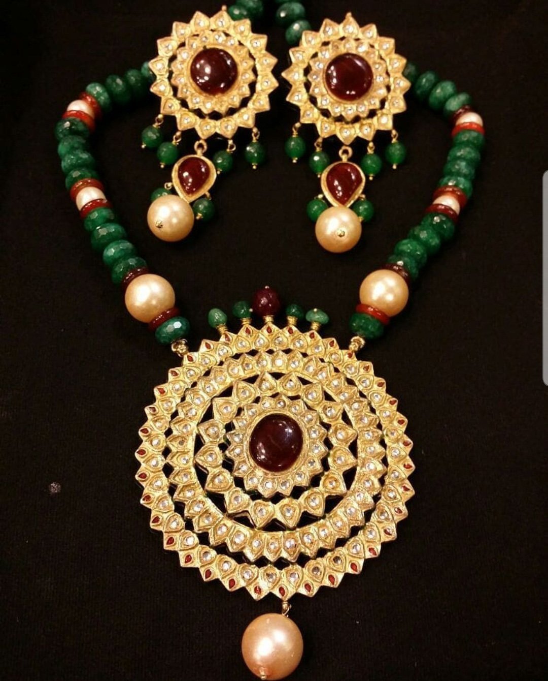 L91 Locket Set - Image 1