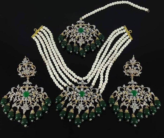 Necklace Set - Image 1