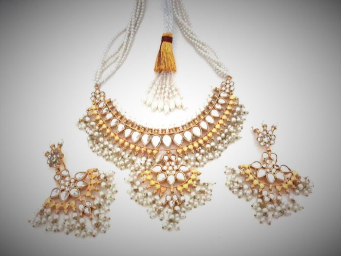 Necklace Set - Image 1