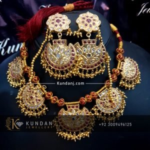 Necklace Set
