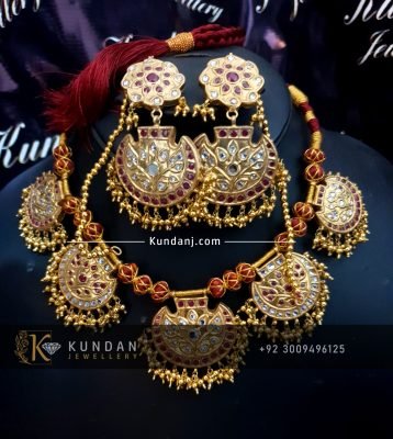 Necklace Set