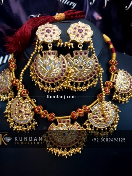 Necklace Set