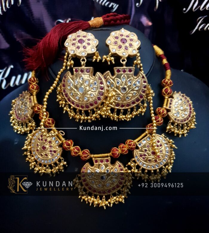 Necklace Set - Image 1