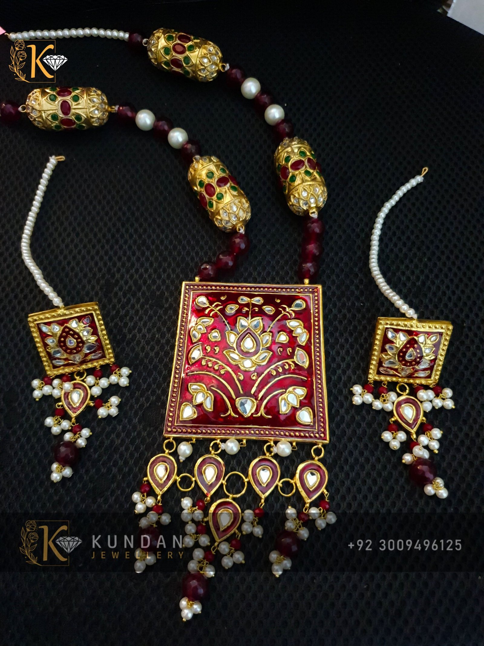 L107 Locket Set - Image 1
