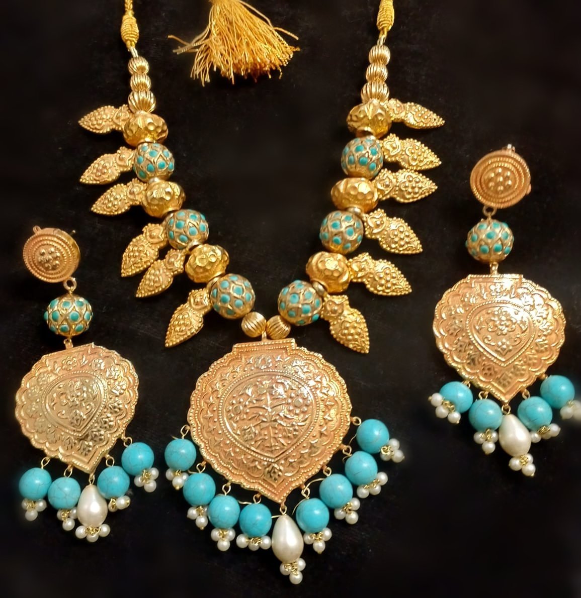 L115 Locket Set - Image 1