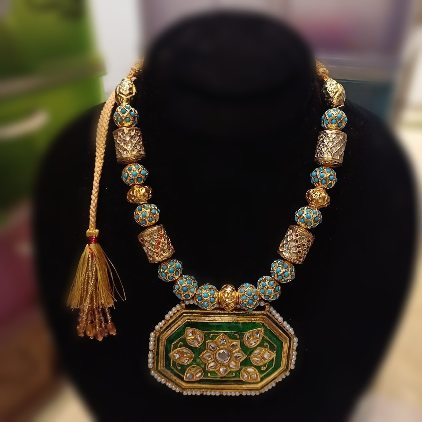 L117 Locket Set - Image 1